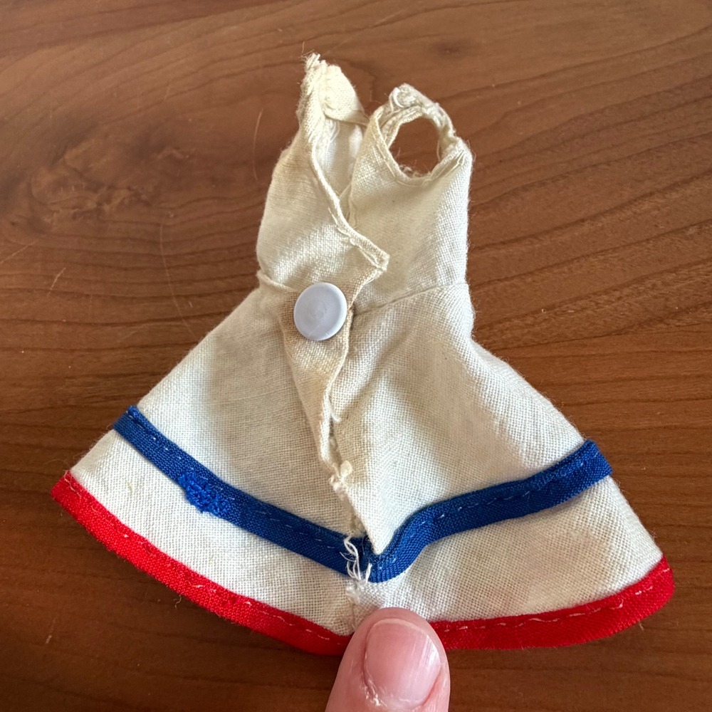 Vintage 1977 Uneeda Donna Doll Tennis Dress White Red Blue Trim Barbie Racquets - Picture 6 of 9